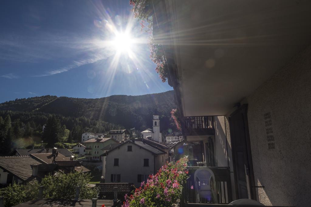 Hotel Trentino Folgaria Eksteriør billede
