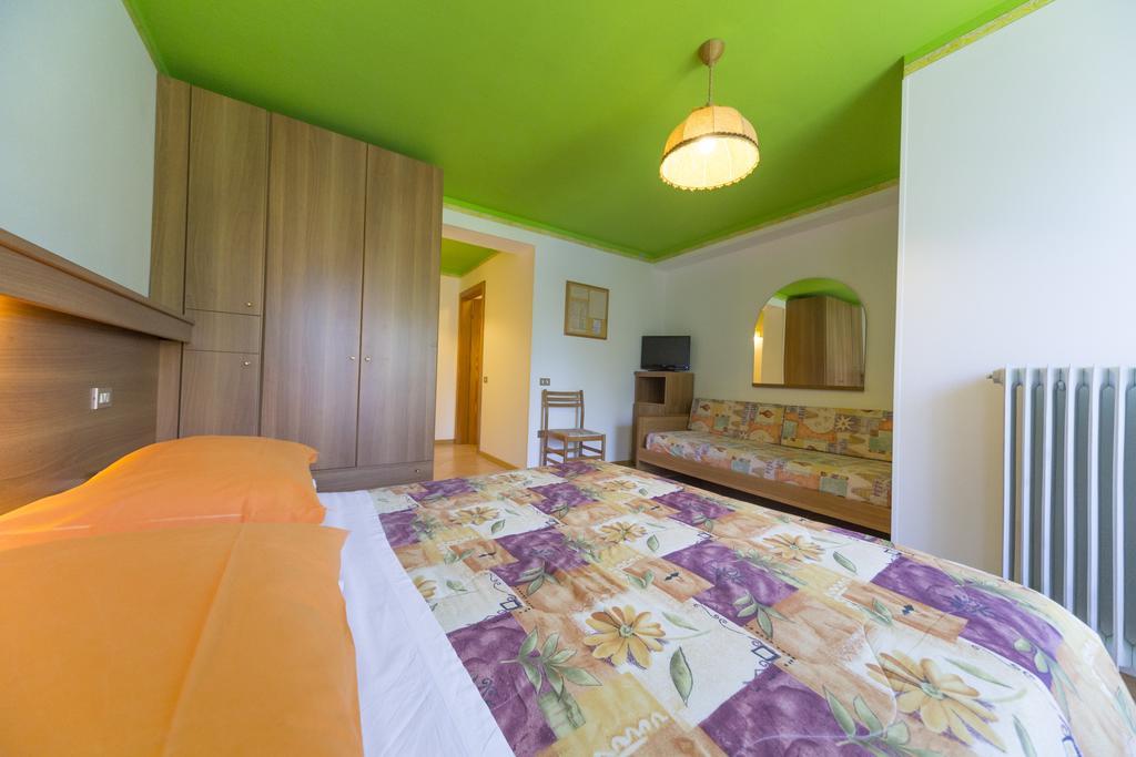 Hotel Trentino Folgaria Eksteriør billede